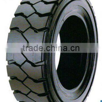INDUSTRIAL TYRE 700-12