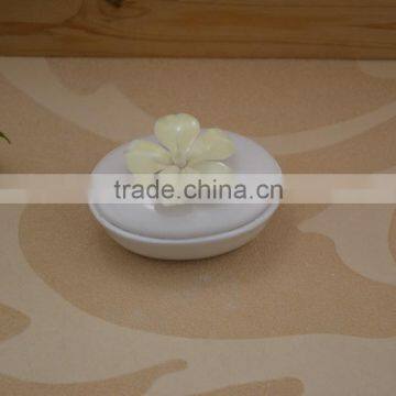 Wholesale Small Porcelain Jewel Box With Flower Shape Design photo-4