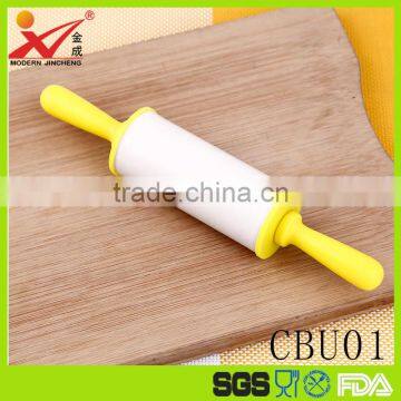 Factory price food grade PP material rolling pin kitchen tools