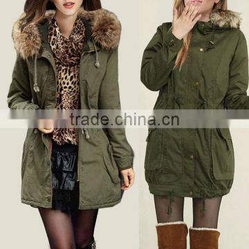 Zm50379b Hot Sale Lady Green Coats Women Fur Collar Thicken Coat photo-2