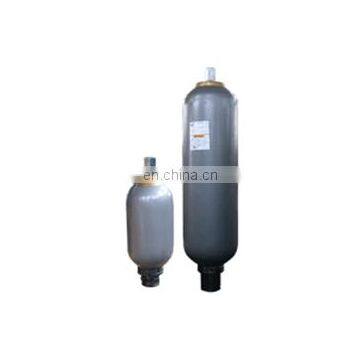 hydraulic oil accumulator for waterjet high pressure pump