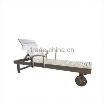 High quality best selling eco friendly Wooden Relax Chair with footrest from Viet Nam