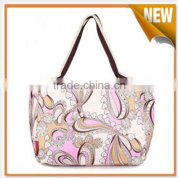 Lady convenient recycle tote bag