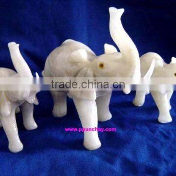 Alabaster Ceramic Set of 3 Elephants Peru