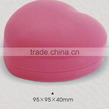 AN389 ANPHY Heart-shaped Decoration Ring Necklace Stud Earrings Jewelry Gift Box Stand Display Stock photo-3