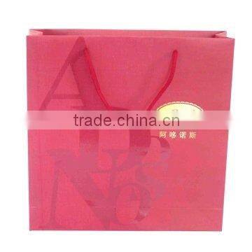 Custom made Red gift paper bag & low price from guangzhou