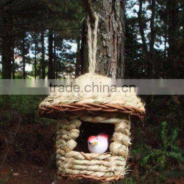 Straw bird house