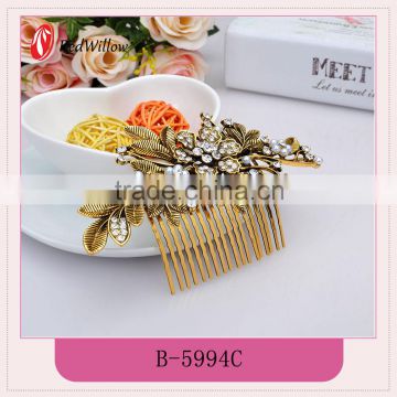 Low price new design hair combs with handle