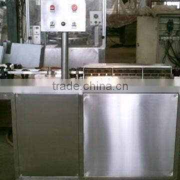 DZAE Screw conveyer type bottle cleaning machine