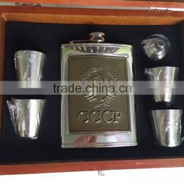 9oz Light Wine Pot and Zinc Alloy CCCP and the Cup and Funnel and Chess on the Wooden Box Packaging photo-3
