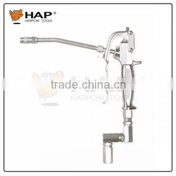 Hand operated hydraulic unversal grease gun