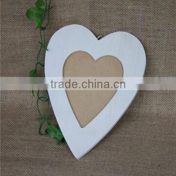 White Heart Shaped Art Mind Wooden Wedding Photo Frame photo-2