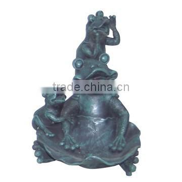 Cast Iron Vivid Frog Statue For Water Fountain