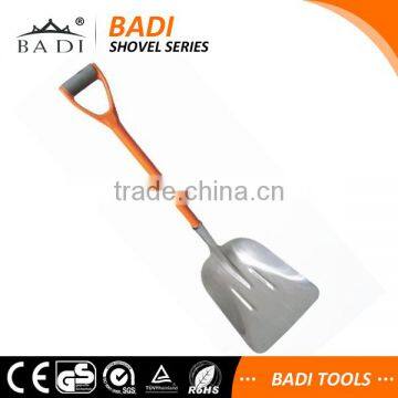 INDUSTRIAL ALUMINUM SNOW SHOVEL MUCKING OUT SCOOP WITH EXTRA WIDE HEAD