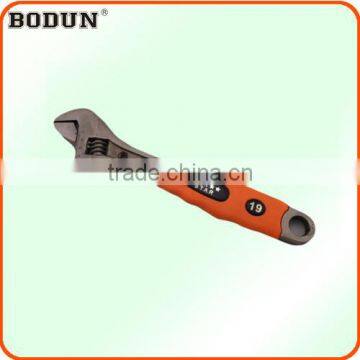 D2011 Two-color plastic handle multifunction adjustable wrench/spanner