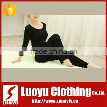 tshirt,yoga pants,yoga wear