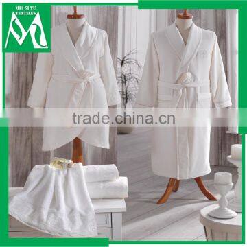 Plain woven terry towel bath robe with custom logo for hotel