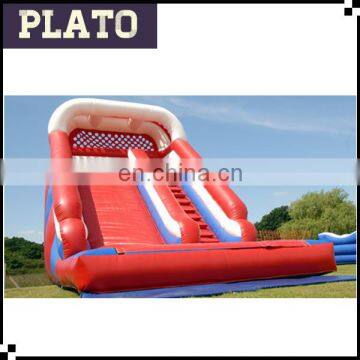 Giant inflatable floating water slide for sale