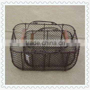 iron chicken wire egg basket wholesale with wood handle