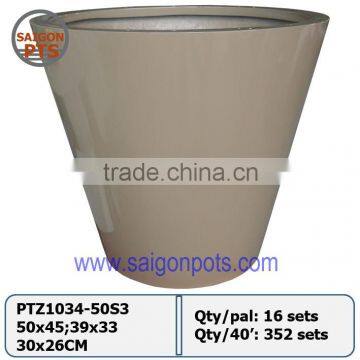 Polystone planter