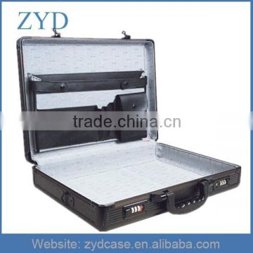 Wholesale Portable 17.5" Men Briefcase, Black Aluminum Briefcase With PVC Pocket ZYD-HZMlc007