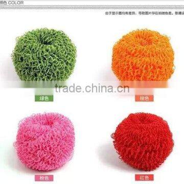 Polyester fiber scourer in red/green /yellow