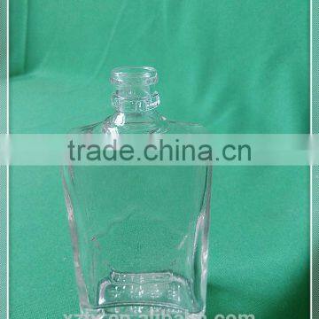 135ml glass rectangullar bottle for white wine