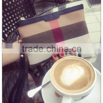 The New Canvas With Leather Clutch Cosmetic Bag photo-2