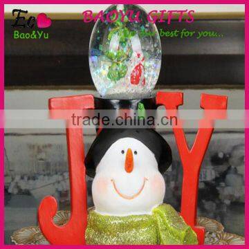 Polyresin Christmas snow globe resin snow globe Wholesale