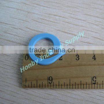 Pony Flat Split 27mm Coloured Plastic Crochet Ring Marker