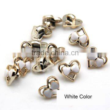 White Black 13*14mm Shank Heart Design With Bowknot Plastic Button For Clothing photo-2