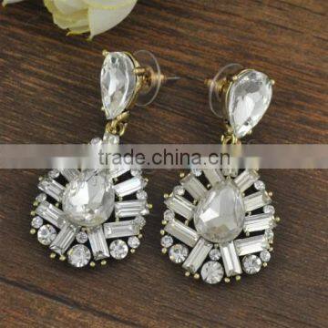 2017 New fancy korean stud earrings 1075994