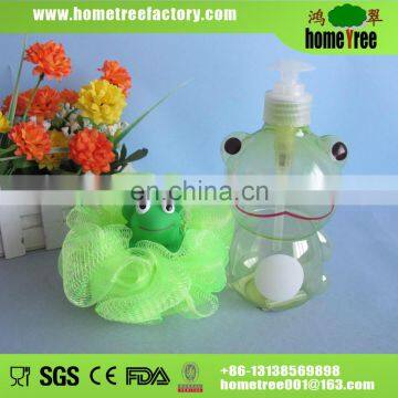 Plastic cartoon bubble bath bottle with bath ball