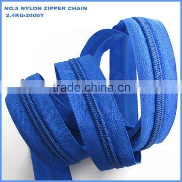 No.5 nylon zipper chain design in bag