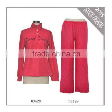 2015 wholesale embossed polar fleece teknur home wear set for lady