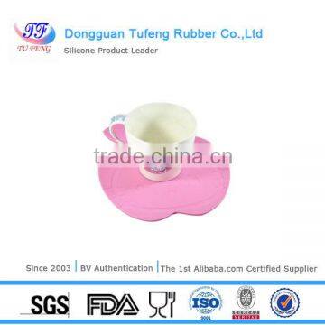 2016 Dongguan apple shape wholesale non-toxic silicone cup lid