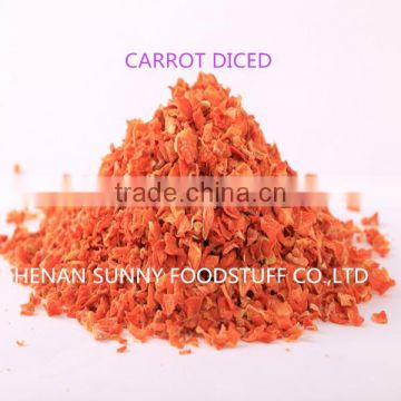 Dehydrated carrot dices