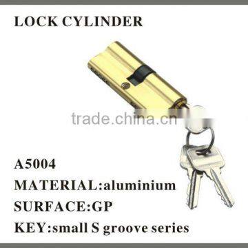 solid brass cylinder lock with 3pcs iron keys