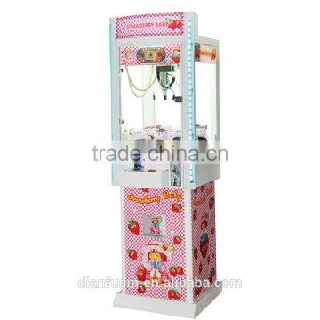 lovely strawberry claw crane toy machine/toy crane game machine for sale