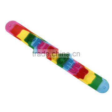 Cheap custom silicone slap bracelet emboss logo print bracelet