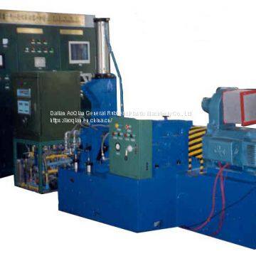 Features laboratory internal mixer