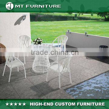 Hot Sell Rattan Round Table and Stackable Chair Outdoor Furniture