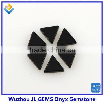 China Supplier Black Onyx Triangle Normal Cut Gemstone for Jewelry photo-3