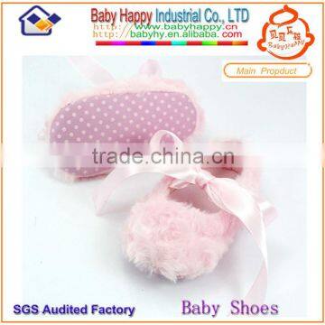 Hot on sale pink rosette plush baby crib shoes