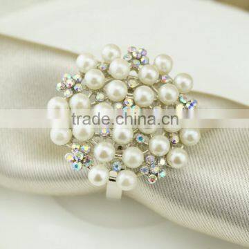 New Diamond Pearl Napkin Ring Serviette Holder Wedding Banquet Dinner Decor Favor photo-3