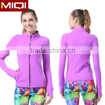 Custom women gym wear breathable yoga jackets made by four needles six threads technics