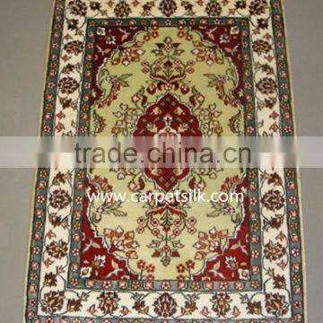Persian Islamic tapestry Silk Muslim prayer rug