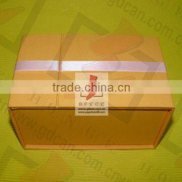 Magnetic book shape cardboard packaging box for glass cup