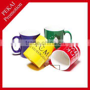 2015 Newest Promotional photo changing mug with hot water