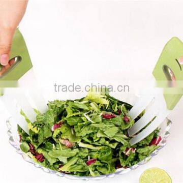 Plastic salad hand,2pcs per pack